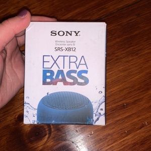 SONY EXTRA BASS SRS-ZB12 BLUE SPEAKER NEVER OPENED!